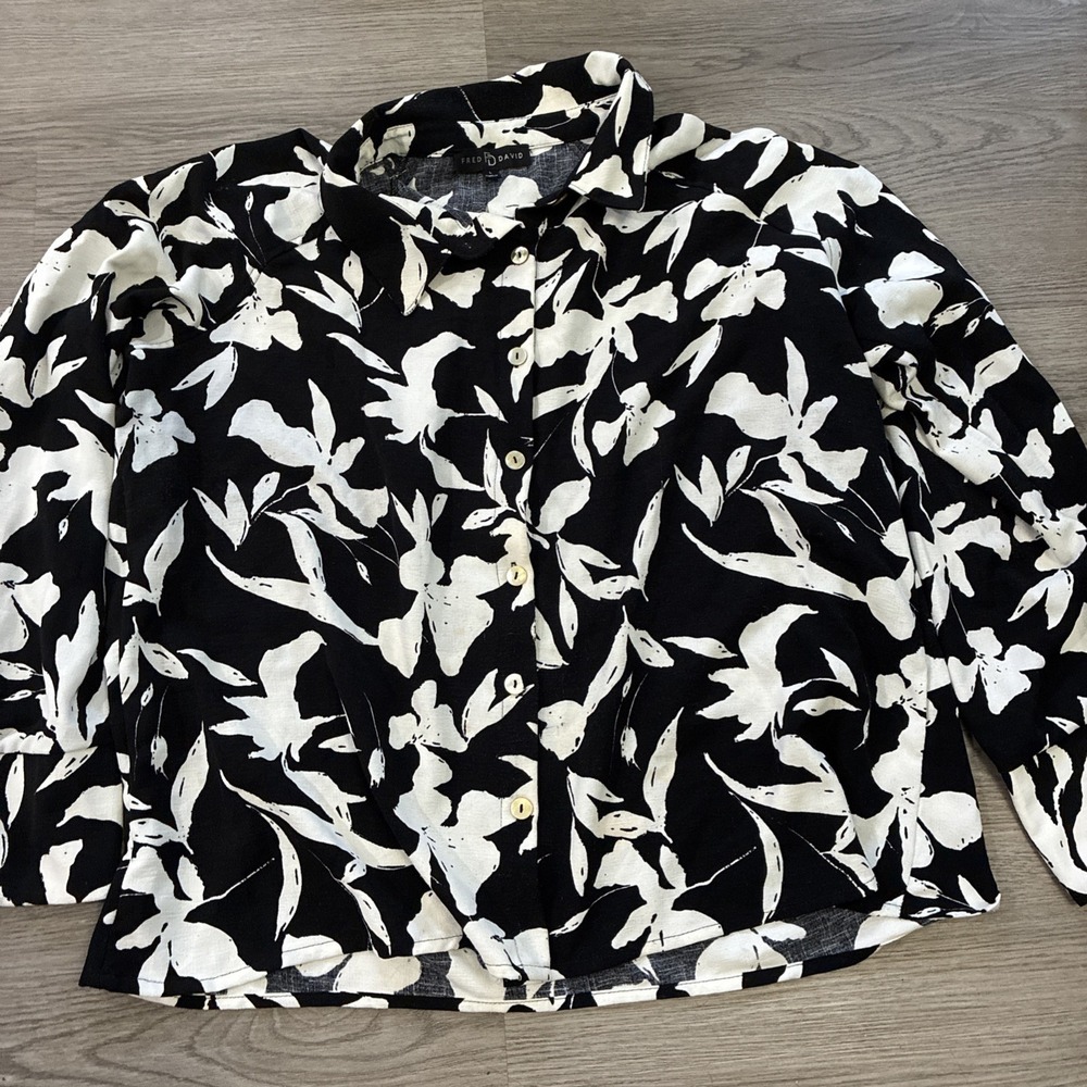 Black & White Fred David Floral Button Up Long Sleeve Blouse  | Size L